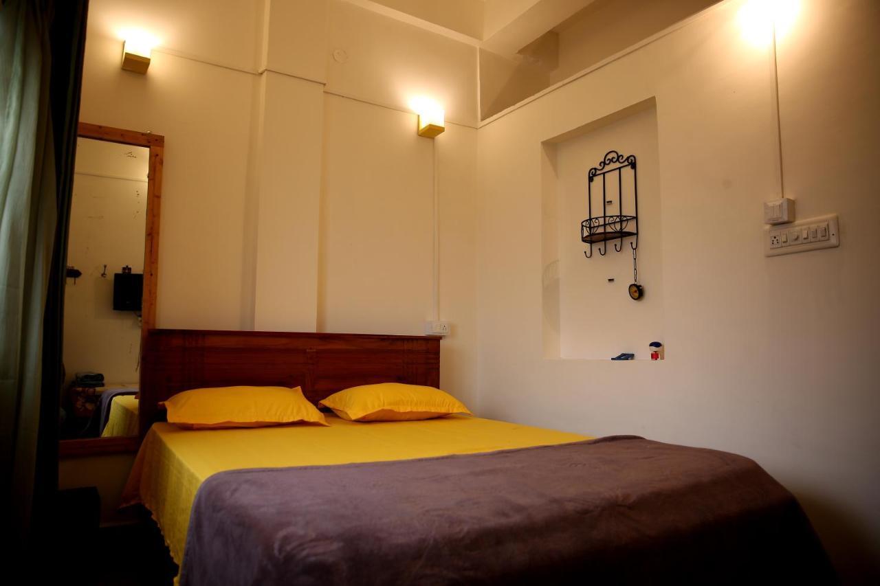 Tiny House For Couple Apartment Madikeri Luaran gambar