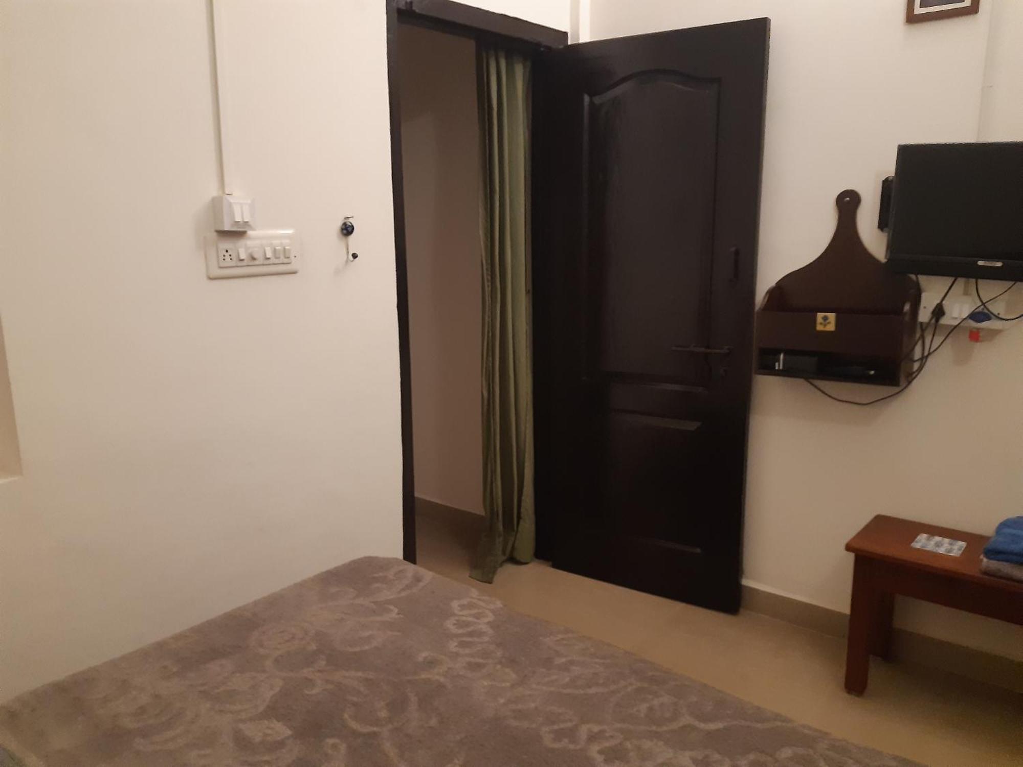 Tiny House For Couple Apartment Madikeri Bilik gambar
